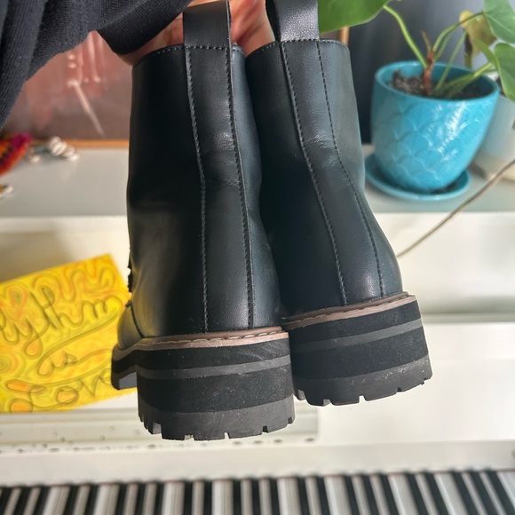 AquaDiva Stylish Shirley Black Leather Combat Boots 37/6.5" - Picture 8 of 16